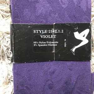 Violet textured tights